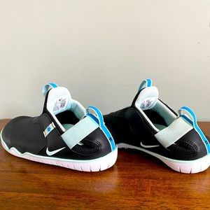 Nike Air Zoom Pulse M7.5/W9